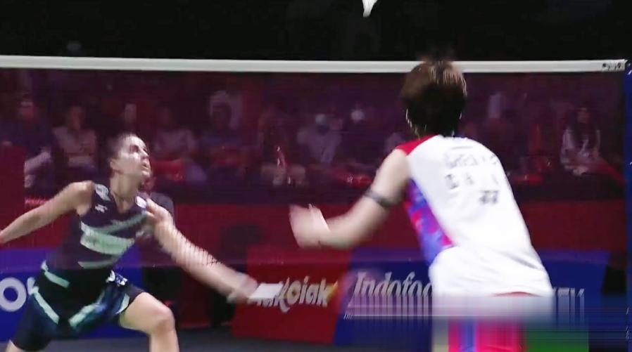 中国队逆转印尼队，马琳点燃赛场