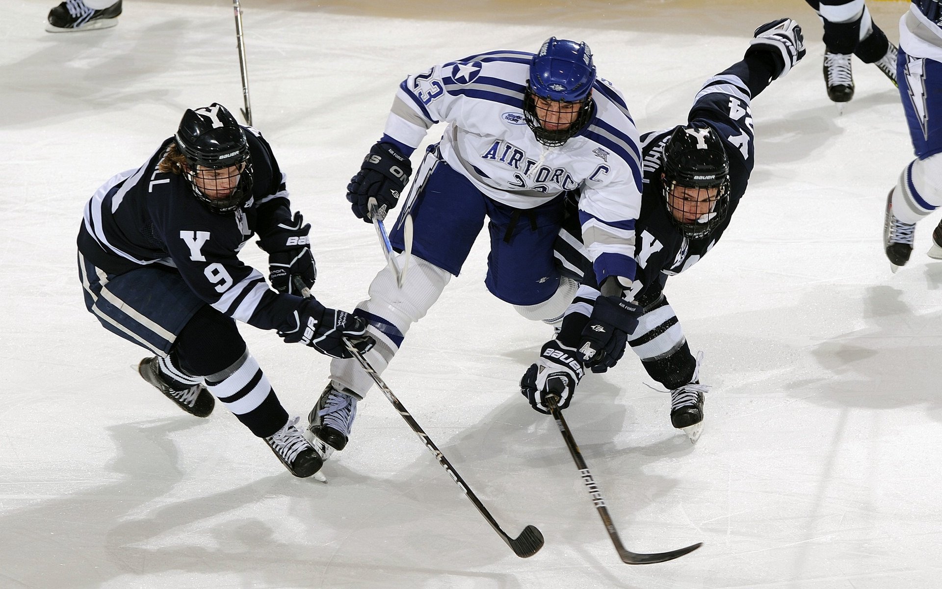 广东队绝地逆袭,班凯罗终场三分定乾坤