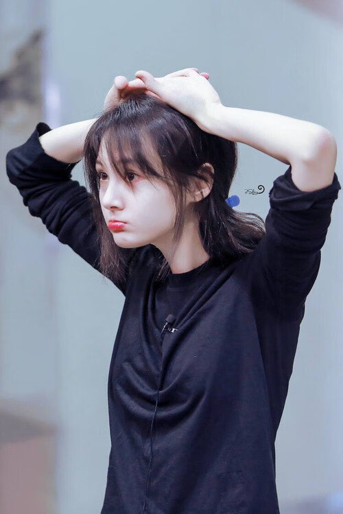 塞内加尔对阵希腊，拉亚带动全队节奏，引领胜利之路